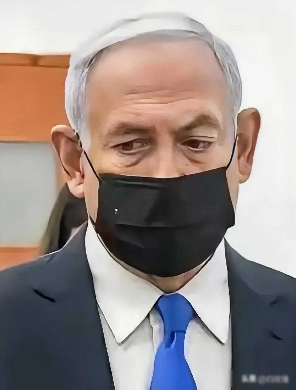 开云体育官网-终究还是落槌了。 内塔尼亚胡,这位在政坛翻云覆雨几十载的硬汉